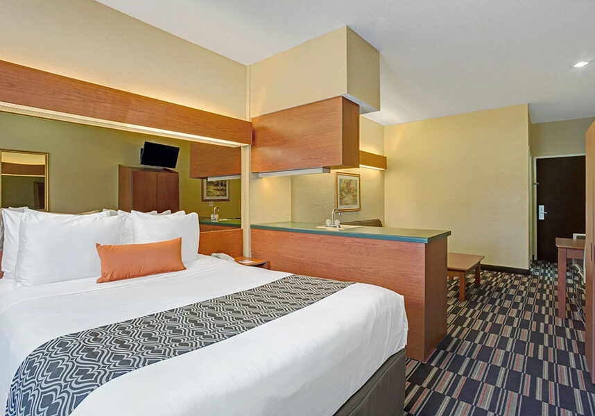 guest suite with one queen bed